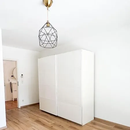 2 Zkb In Kueche - Parken - Grosser Tv * Mannheim