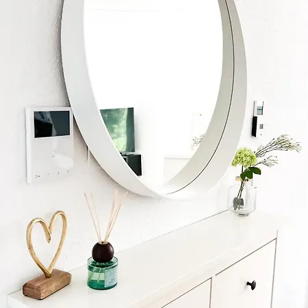 Appartement 2 Zkb In Kueche - Parken - Grosser Tv *