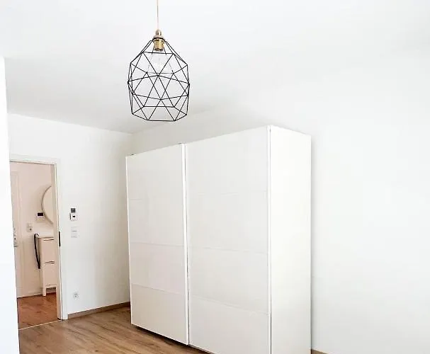 2 Zkb In Kueche - Parken - Grosser Tv * 曼海姆